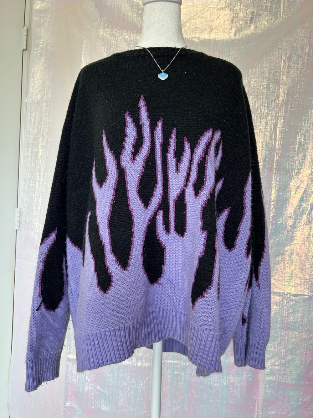 ROMWE Oversized Black & Lavender Flame Crewneck Sweater. Size S.